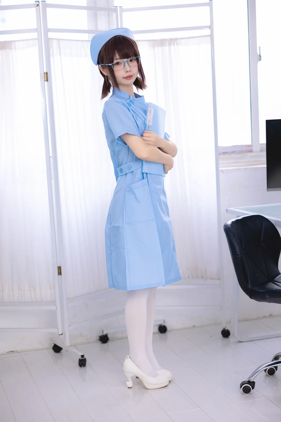 十万珍吱伏特 - 护理实习生 [155P,1V-1.38GB] tg@simisebaisi 【丝足阁】105.webp
